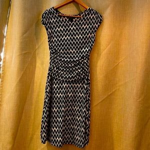 Black and white Size 8 dress